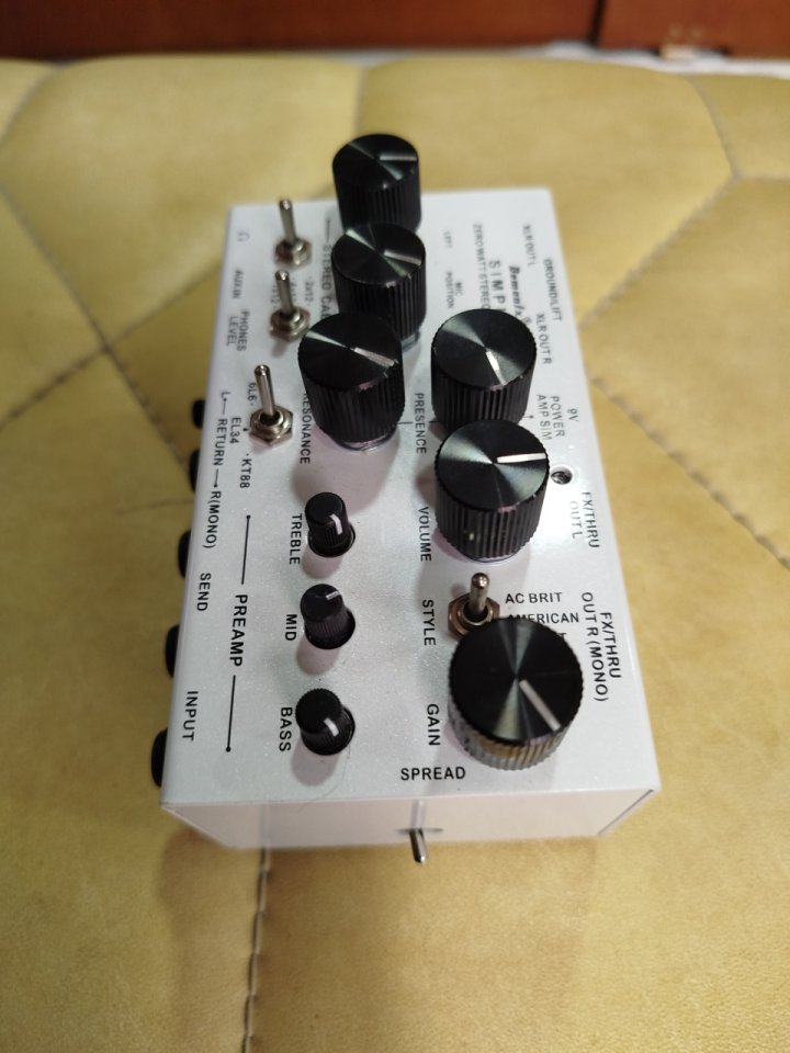 Demonfx simple. Preamp estereo