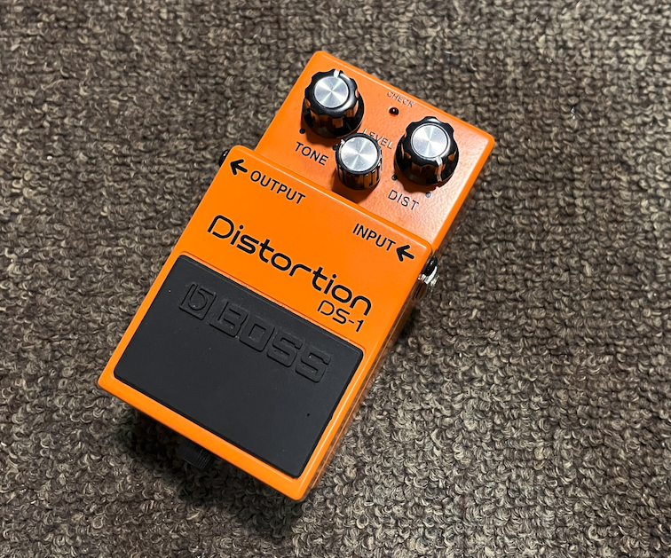 Pedal de distorsión Boss DS-1