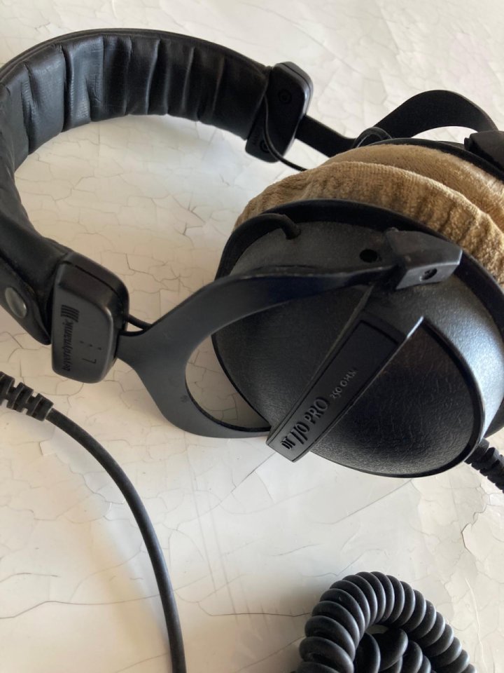 Auriculares Beyerdynamic DT 770 Pro 250 Ohm de segunda mano · Foto 2 de 2 · Barcelona · 110 €
