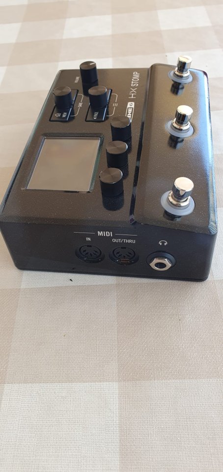 Line 6 Helix HX Stomp de segunda mano · Foto 4 de 5 · Valencia · 375 €