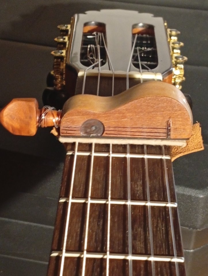 Cejillas de guitarra Artesanales de segunda mano · Foto 10 de 10 · Madrid · 20 €