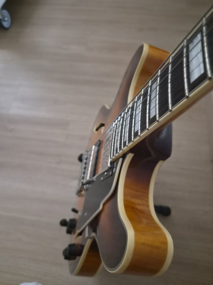 D'angelico Premier DC Dark Iced Tea Burst de segunda mano · Foto 5 de 10 · Palencia · 500 €