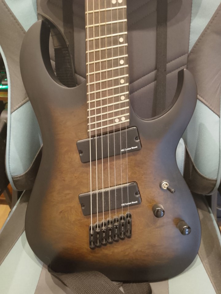 Harley Benton multiscale-7 BBB de segunda mano · Foto 3 de 3 · Gipuzkoa · 200 €