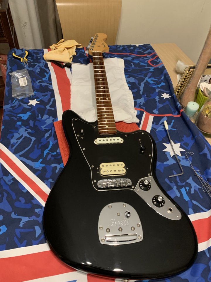 Fender Player Jaguar de segunda mano · Foto 4 de 8 · Córdoba · 700 €