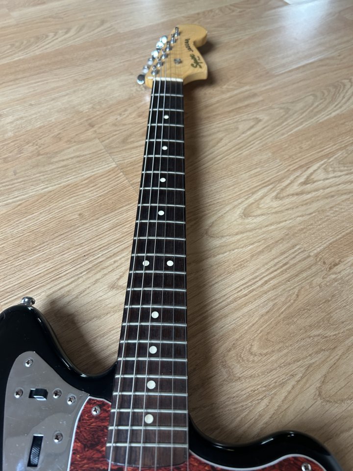 Squier JAGUAR Vintage Modified (Puente Mustang y Funda)