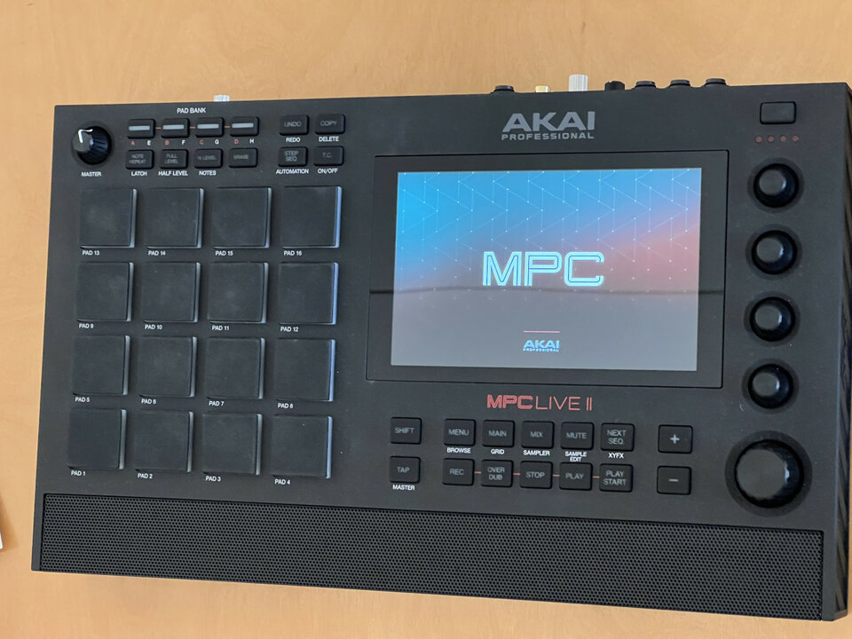 Akai MPC Live II