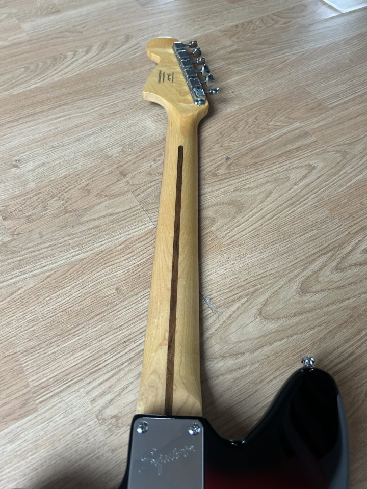 Squier JAGUAR Vintage Modified (Puente Mustang y Funda)