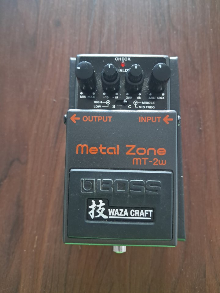 Pedal Boss Meta Zone mt- 2w Japan de segunda mano · Foto 1 de 6 · Cádiz · 120 €