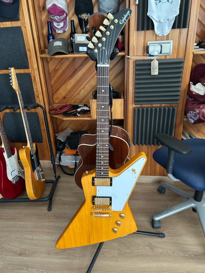 Epiphone Explorer Korina 1958 Natural Inspired by Gibson de segunda mano · Foto 3 de 10 · Valencia · 900 €