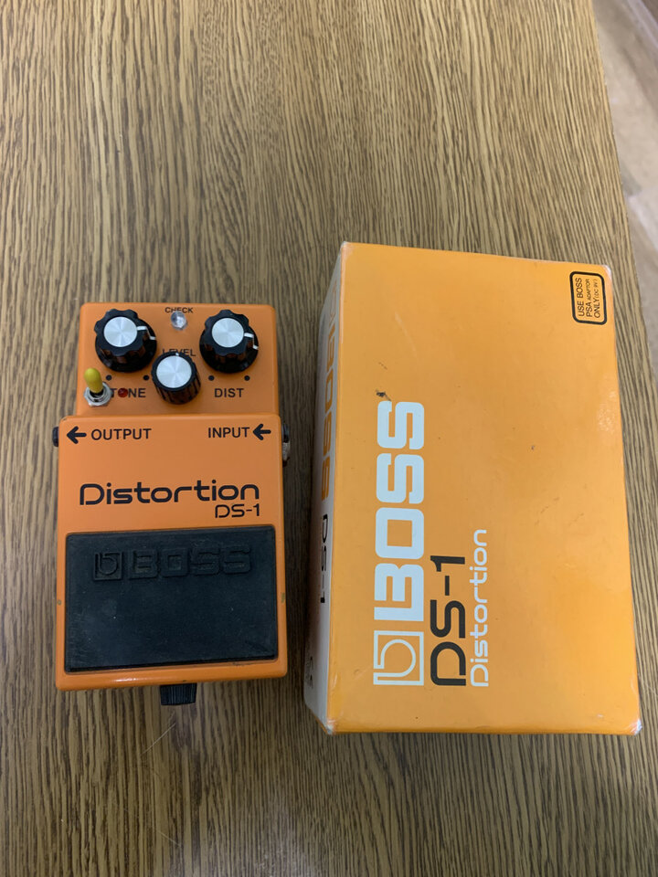 Boss DS-1 (keeley mod)