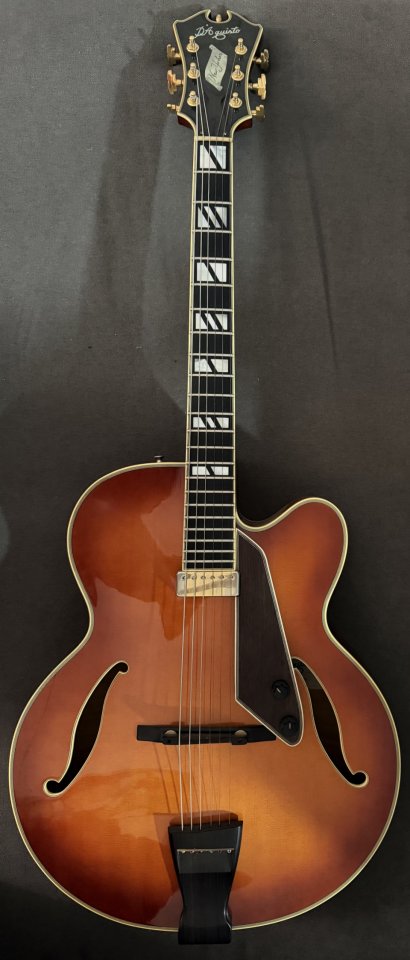 D’Aquisto DQ NYE ALB de segunda mano · Foto 1 de 10 · Málaga · 2750 €