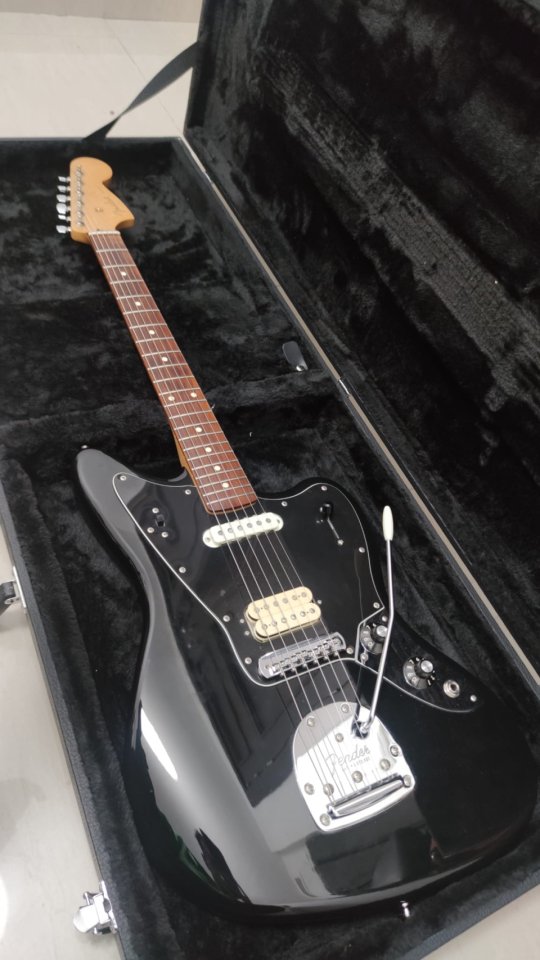 Fender Player Jaguar de segunda mano · Foto 8 de 8 · Córdoba · 700 €