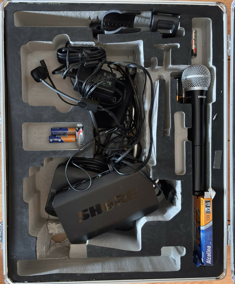 SE VENDE MARCA SHURE shure blx4 h0e freq, 518 -542