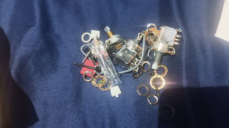 2 pastillas Seymour Duncan Solar humbucker