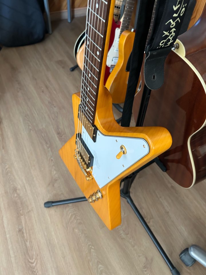Epiphone Explorer Korina 1958 Natural Inspired by Gibson de segunda mano · Foto 7 de 10 · Valencia · 900 €