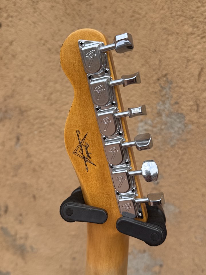 Fender telecaster 68 thinline bigsby custom shop de segunda mano · Foto 3 de 6 · Barcelona · 3800 €