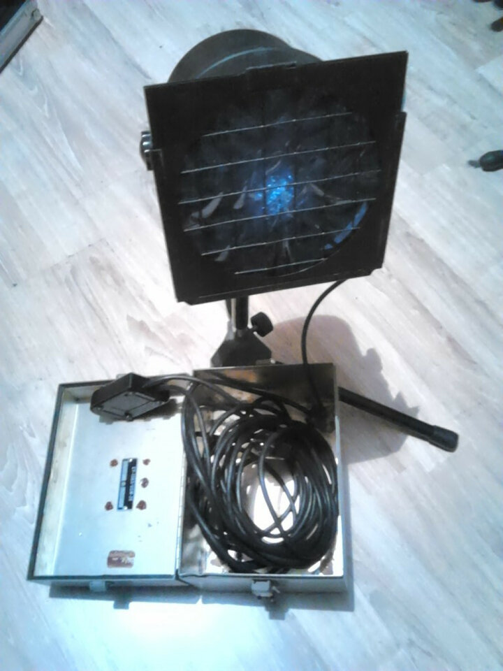 Foco Portátil,Puerta de Ruido/Compresor, Etapa/Ecualizador, Rack3Uds.