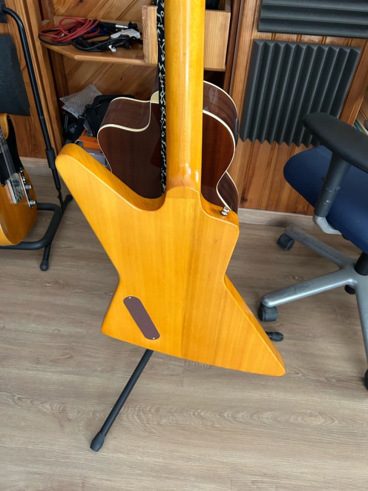 Epiphone Explorer Korina 1958 Natural Inspired by Gibson de segunda mano · Foto 10 de 10 · Valencia · 900 €