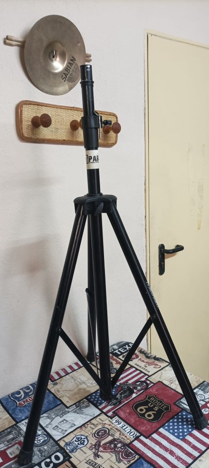 2 PA Atavoces dB Technologies Opera 15 ideal para grupos, salas o DJ de segunda mano · Foto 6 de 7 · Valencia · 595 €