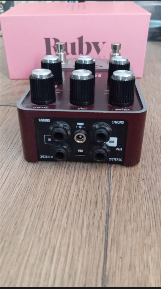 Universal Audio UAFX Ruby '63 Top Boost de segunda mano · Foto 4 de 4 · Asturias · 250 €