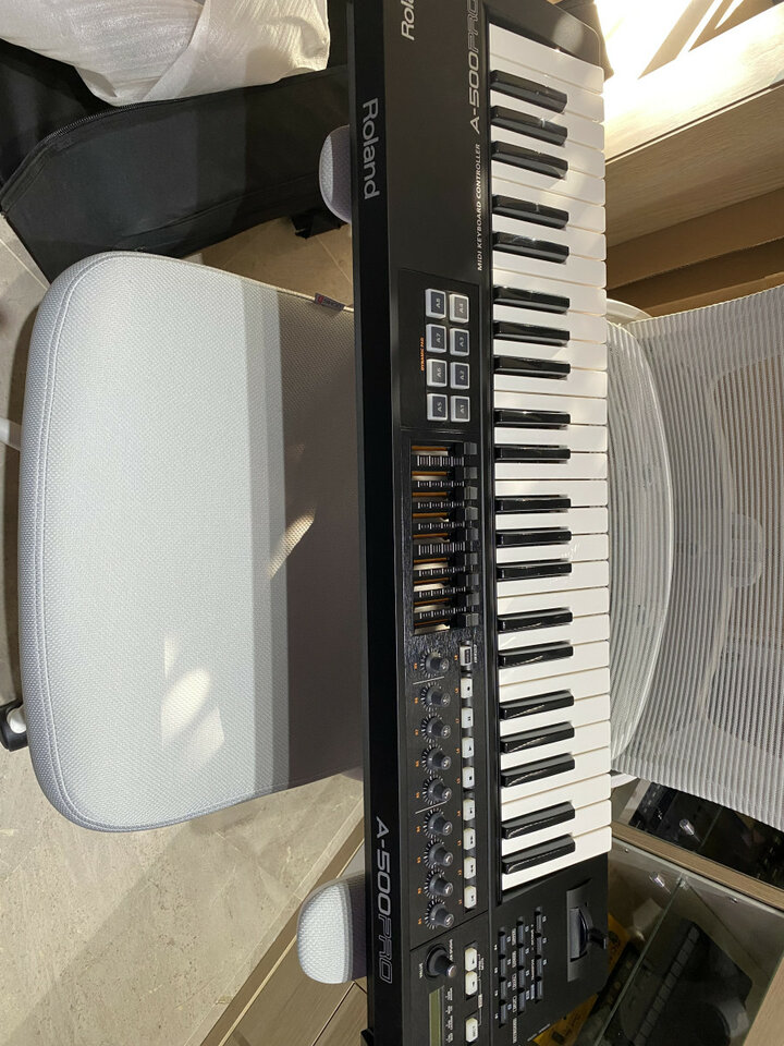 Teclado Controlador Cakewalk A-500PRO + Bolsa de Transporte + Fuente Alimentación