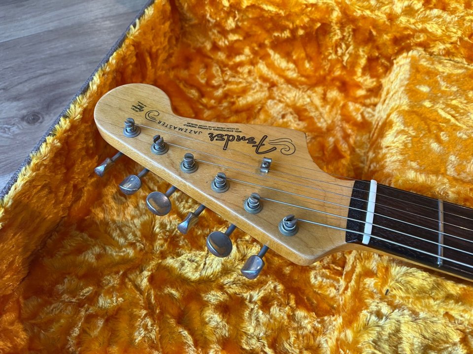 Fender Custom Shop Jazzmaster 58 relic de segunda mano · Foto 3 de 5 · Madrid · 2950 €