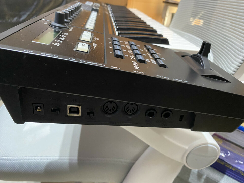 Teclado Controlador Cakewalk A-500PRO + Bolsa de Transporte + Fuente Alimentación