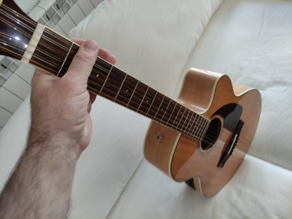 Guitarra Fender Jumbo de 12 cuerdas