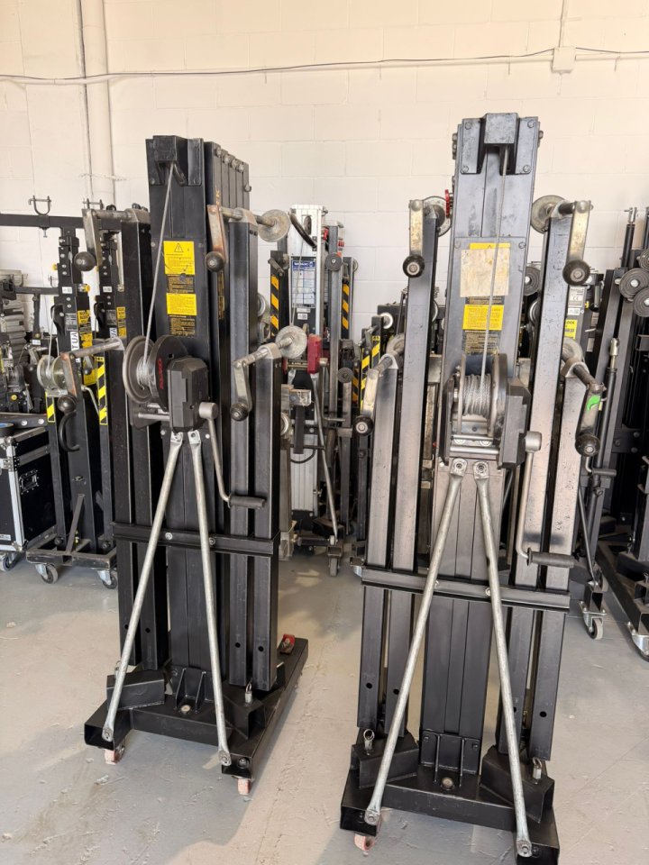 Pareja de torres Fantek T107