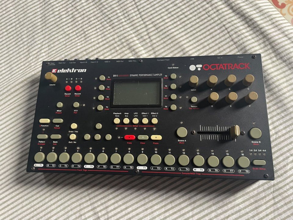 Octatrack mk1 de segunda mano · Foto 1 de 3 · Illes Balears · 450 €