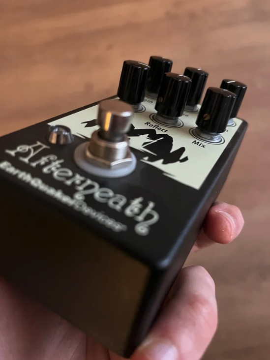 Pedal EQD Afterneath de segunda mano · Foto 3 de 4 · Granada · 100 €