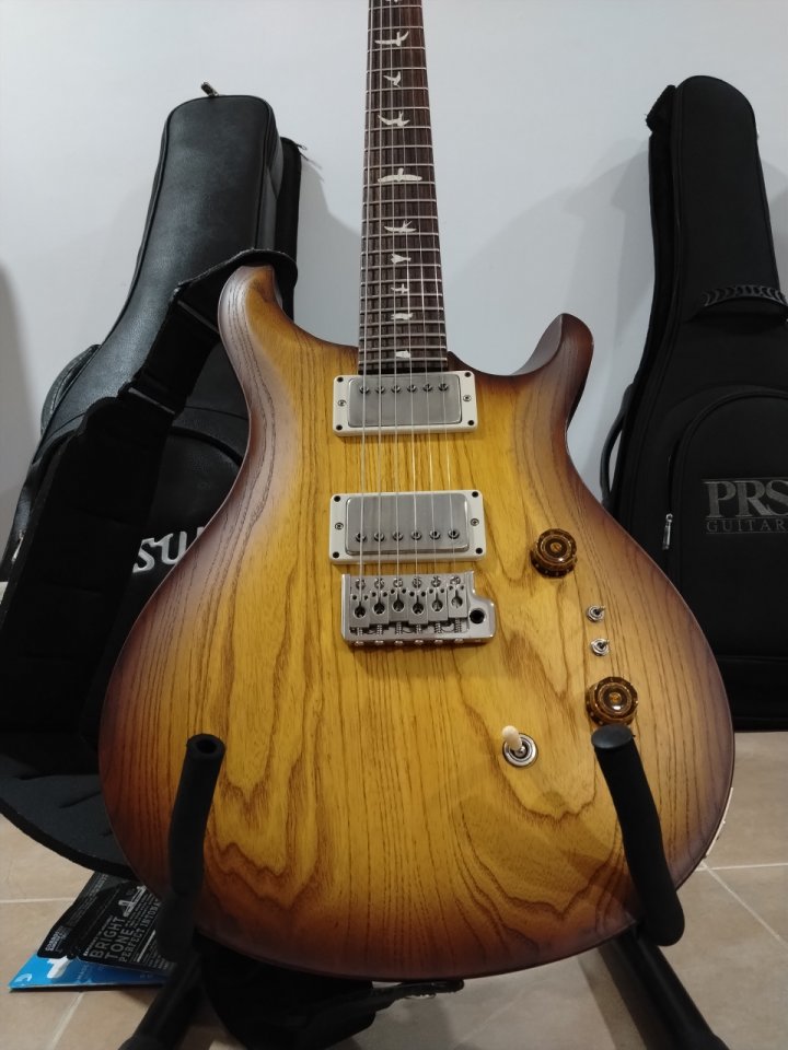 PRS Ce 24 08 swamp ash