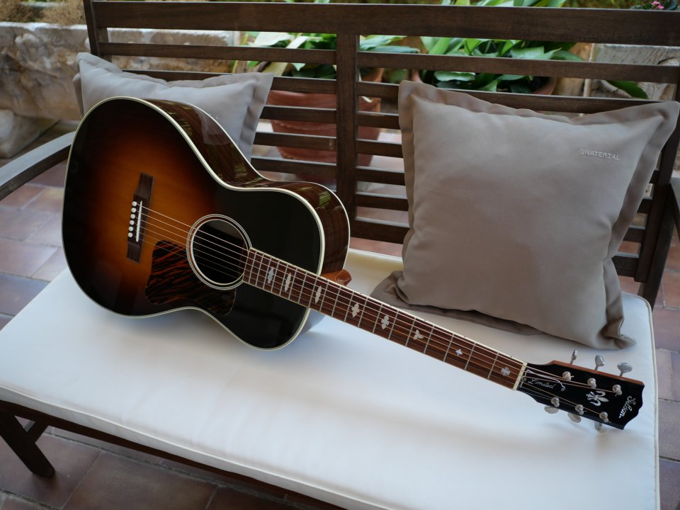 Gibson Nick Lucas Mystic Rosewood (Custom Shop)