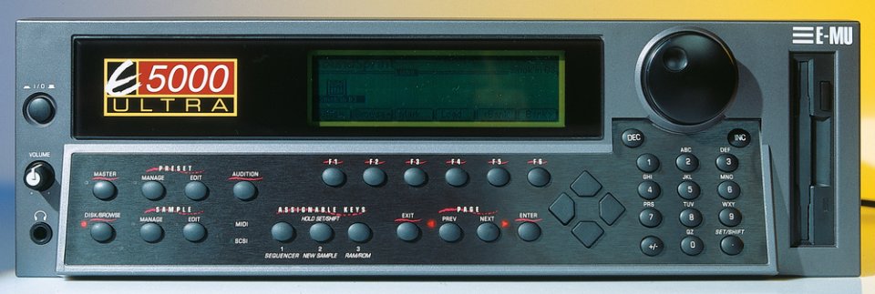 Vendo Sampler EMU e5000 ULTRA con hd interno