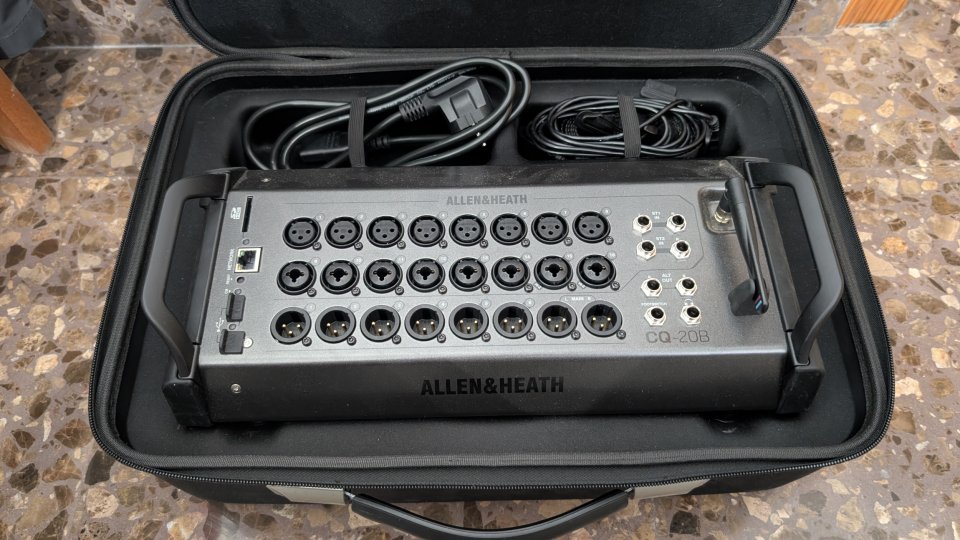 Allen & Heath CQ20B