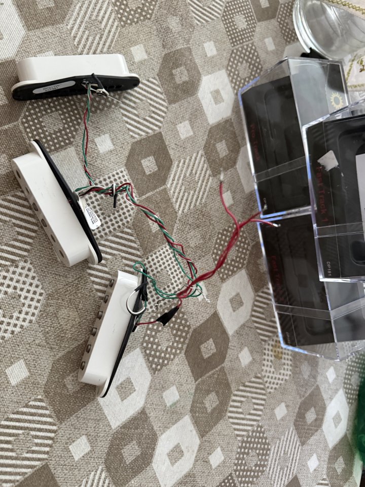 Set Pastillas DiMarzio HS3 y HS4 de segunda mano · Foto 3 de 5 · Valladolid · 250 €