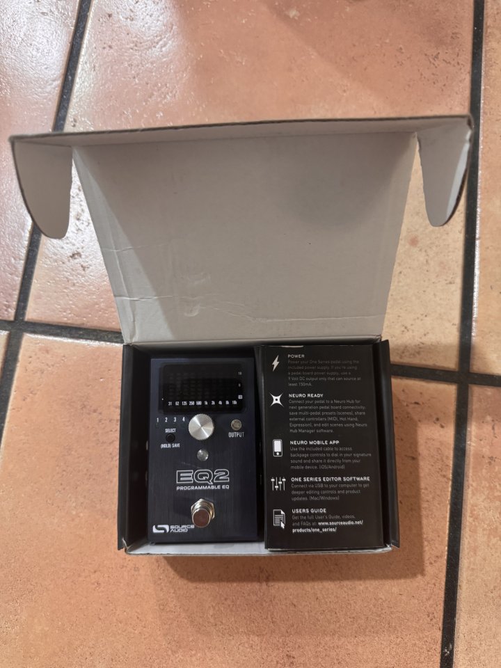 Vendo elementos de mi notable colección de pedales, la mayoría de ellos nuevos. de segunda mano · Foto 6 de 7 · Madrid · 1 €