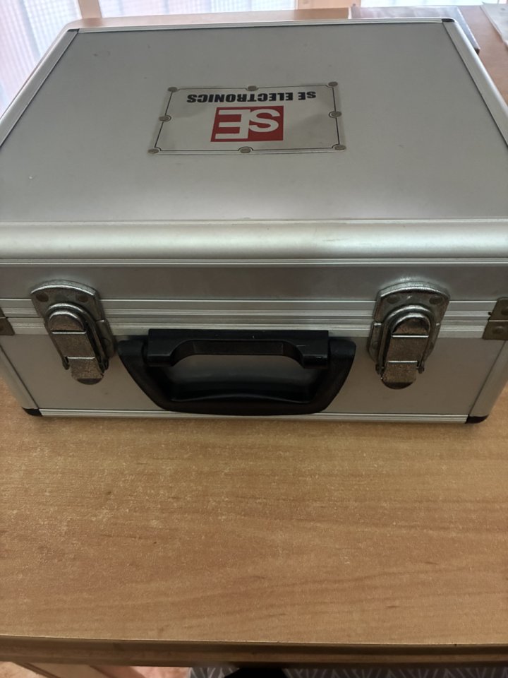 Se Electronics Z3300A de segunda mano · Foto 3 de 6 · Almería · 220 €