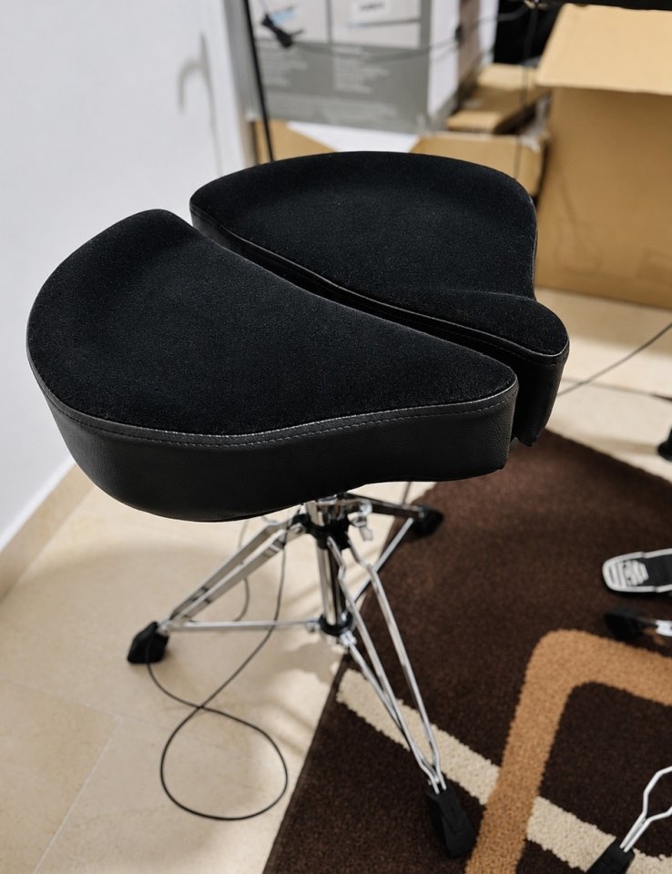 Batería Electrónica Alesis Strata Core de segunda mano · Foto 7 de 10 · Sevilla · 1600 €