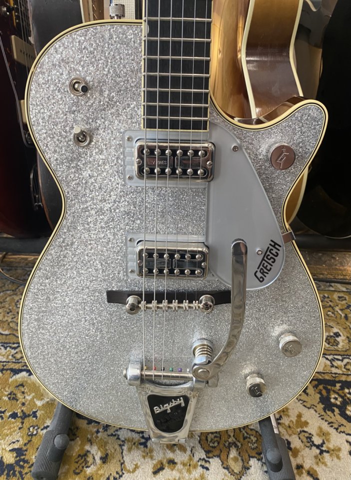 Gretsch G6129T-59 Vintage Select '59 Silver Jet Bigsby de segunda mano · Foto 1 de 6 · Madrid · 2850 €