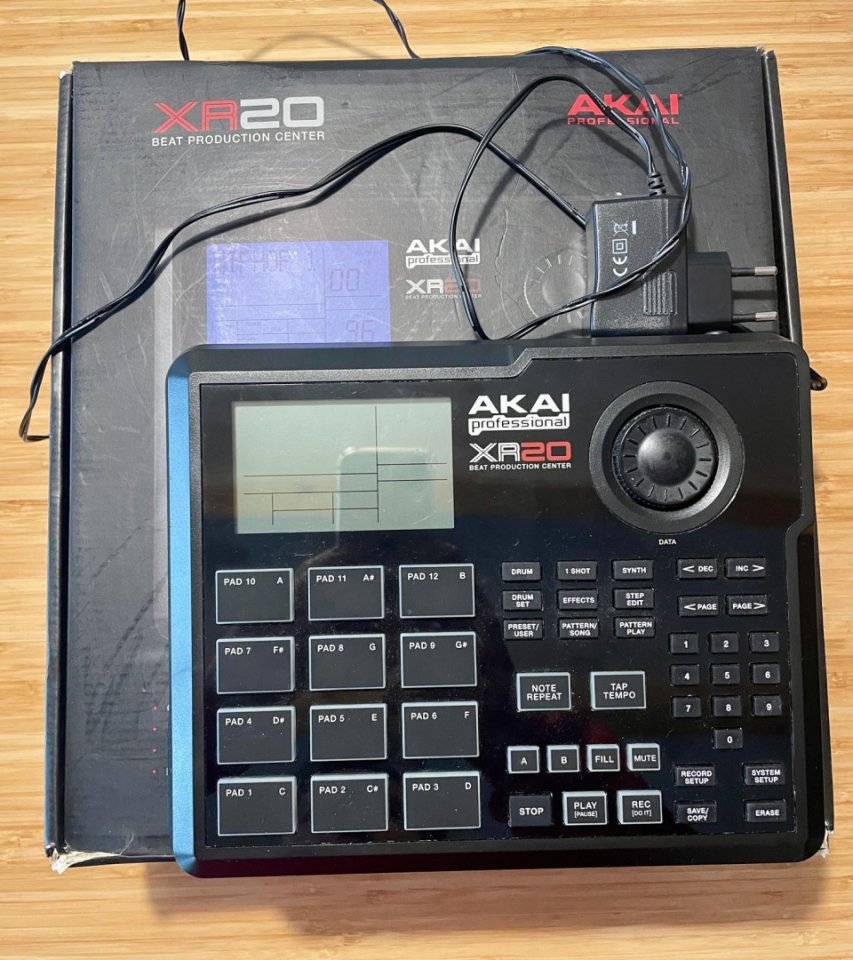 Akai XR20 drum machine de segunda mano · Foto 2 de 2 · Barcelona · 85 €