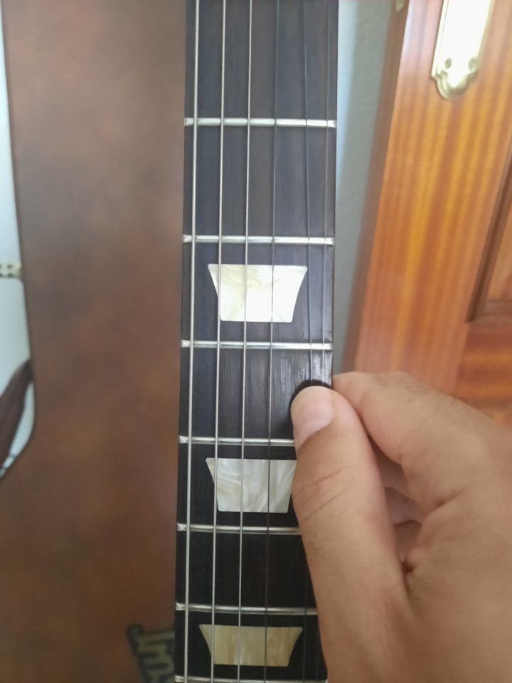 Gibson Les Paul Studio 2016 de segunda mano · Foto 4 de 7 · Cádiz · 1100 €
