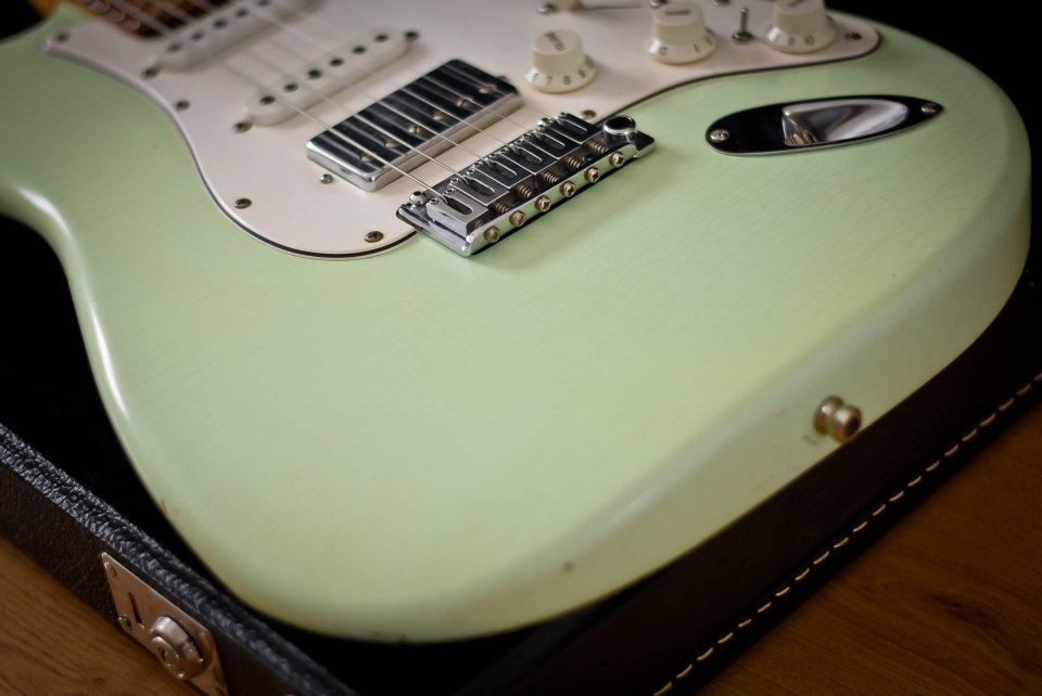 Stratocaster Korina surf green de segunda mano · Foto 5 de 10 · Huesca · 2400 €