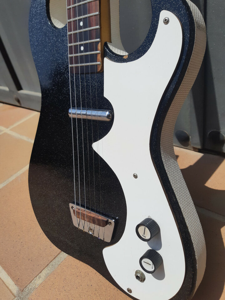 Silvertone 1448 , Amp in Case, lipstick, año 1.962, autentica !