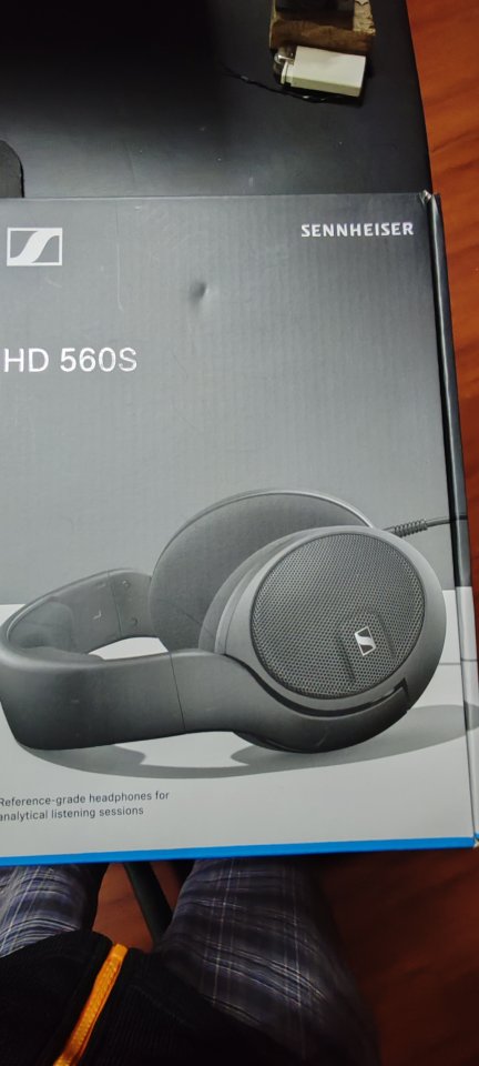 Sennheiser HD 560s. Rebaja este mes