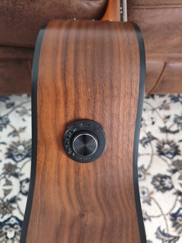 Guitarra acústica Taylor 114ce modelo NO.