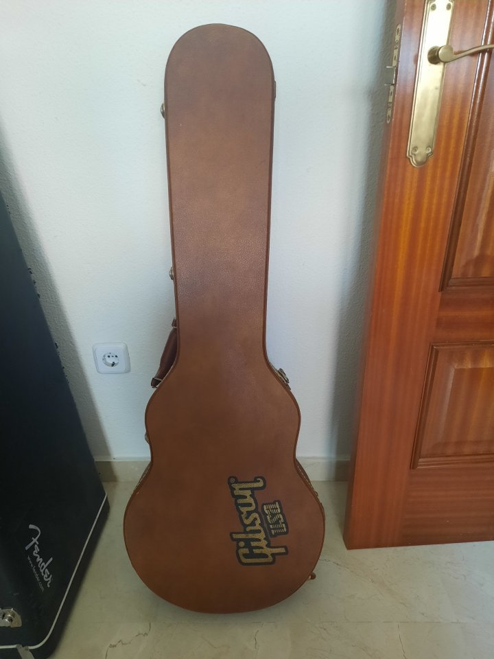 Gibson Les Paul Studio 2016 de segunda mano · Foto 7 de 7 · Cádiz · 1100 €