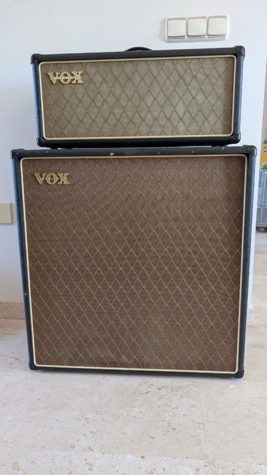 Amplificador Vox AC30 CCH y pantalla 4x12