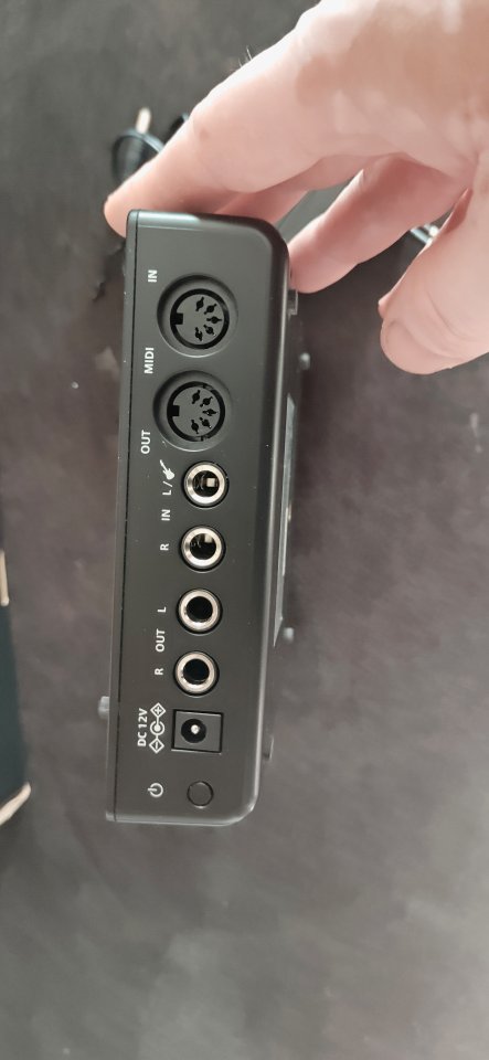 Smpltrek de Sonicware vendo o cambio