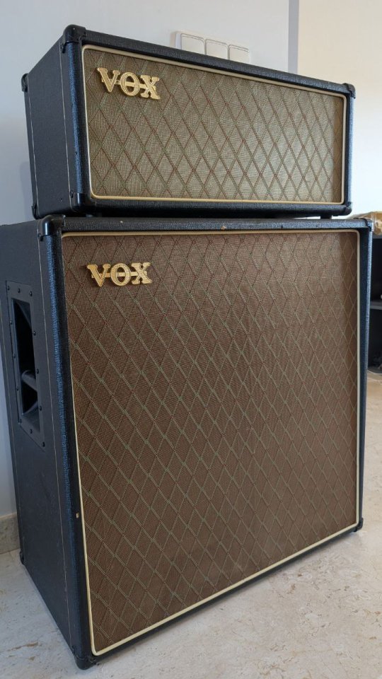 Amplificador Vox AC30 CCH y pantalla 4x12